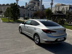 Сүрөт унаа Hyundai Elantra