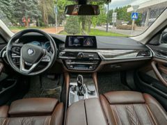 Фото авто BMW 5 серии