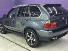 Photo of the vehicle BMW X5