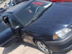 Сүрөт унаа Toyota Avensis