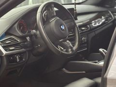 Photo of the vehicle BMW X6