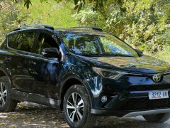 Сүрөт унаа Toyota RAV4