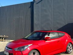 Photo of the vehicle Hyundai Veloster