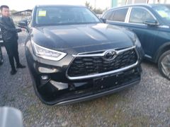 Photo of the vehicle Toyota Highlander