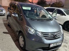 Фото авто Honda Freed