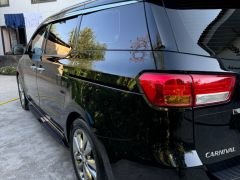 Фото авто Kia Carnival