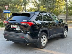 Сүрөт унаа Toyota RAV4