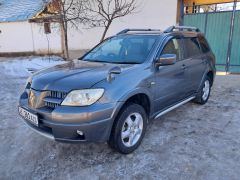 Сүрөт унаа Mitsubishi Outlander