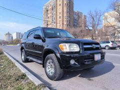 Фото авто Toyota Sequoia