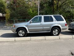 Photo of the vehicle Infiniti QX