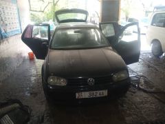 Фото авто Volkswagen Golf