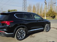 Photo of the vehicle Hyundai Santa Fe