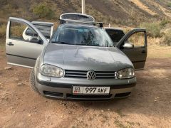 Photo of the vehicle Volkswagen Golf