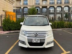 Фото авто Honda Stepwgn