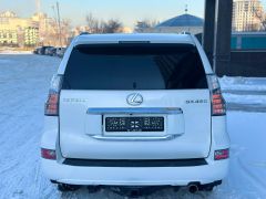 Photo of the vehicle Lexus GX