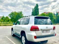 Сүрөт унаа Toyota Land Cruiser