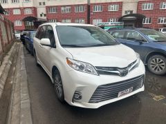 Сүрөт унаа Toyota Sienna