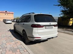 Photo of the vehicle BMW X7