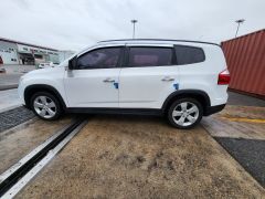 Photo of the vehicle Chevrolet Orlando