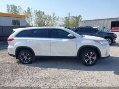 Сүрөт унаа Toyota Highlander