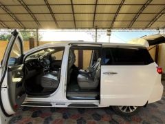 Сүрөт унаа Kia Carnival