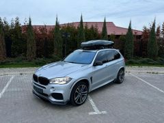 Photo of the vehicle BMW X5