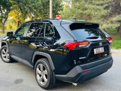 Сүрөт унаа Toyota RAV4