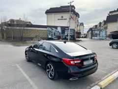 Фото авто Honda Accord