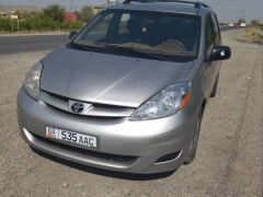 Сүрөт унаа Toyota Sienna