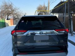 Сүрөт унаа Toyota RAV4