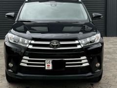 Photo of the vehicle Toyota Highlander