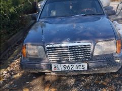 Фото авто Mercedes-Benz W124