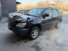 Сүрөт унаа Toyota Harrier