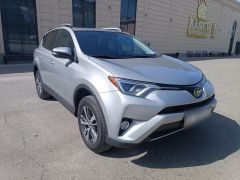 Сүрөт унаа Toyota RAV4