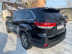 Photo of the vehicle Toyota Highlander