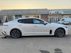 Сүрөт унаа Kia Stinger