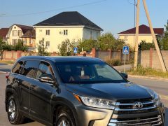 Сүрөт унаа Toyota Highlander