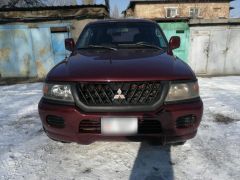 Сүрөт унаа Mitsubishi Montero Sport