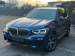 Photo of the vehicle BMW X5