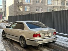 Photo of the vehicle BMW 5 Series