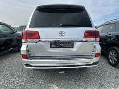 Сүрөт унаа Toyota Land Cruiser