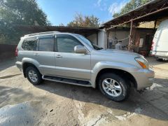 Photo of the vehicle Lexus GX