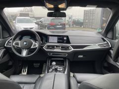 Фото авто BMW X7