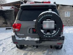 Фото авто Toyota Sequoia