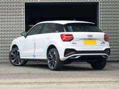 Сүрөт унаа Audi Q2L