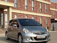 Фото авто Honda Jazz