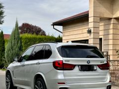 Photo of the vehicle BMW X5