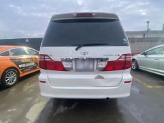 Сүрөт унаа Toyota Alphard