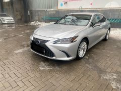 Photo of the vehicle Lexus ES