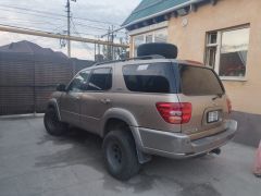 Photo of the vehicle Toyota Sequoia